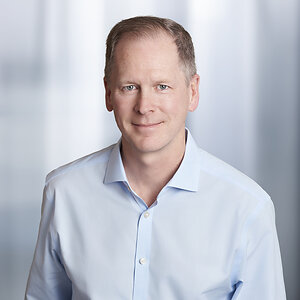 TriNetX nombra a August Calhoun CEO