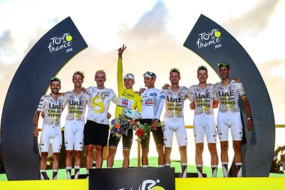 KuCoin chúc mừng Đại sứ thương hiệu toàn cầu Tadej Pogačar giành chức vô địch Tour de France lần thứ năm mang tính lịch sử