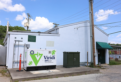 Viridi's RPS 150 battery energy storage system installed at Oak Ridge National Laboratory's (ORNL) Power Distribution Field Test Site, part of the Grid Research Innovation and Development Center (GRID-C), which incorporates a portion of ORNL's campus electrical grid. Photo credit: Amy Smotherman-Burgess/ORNL, U.S. Department of Energy.