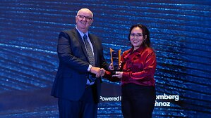 AdaKami Raih Penghargaan Top Company in Transparent &amp; Responsible P2P Lending di Indonesia
