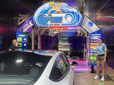 The RipTide Car Wash Honors Teachers and School Staff with 2nd Annual Free Car Washes Throughout August