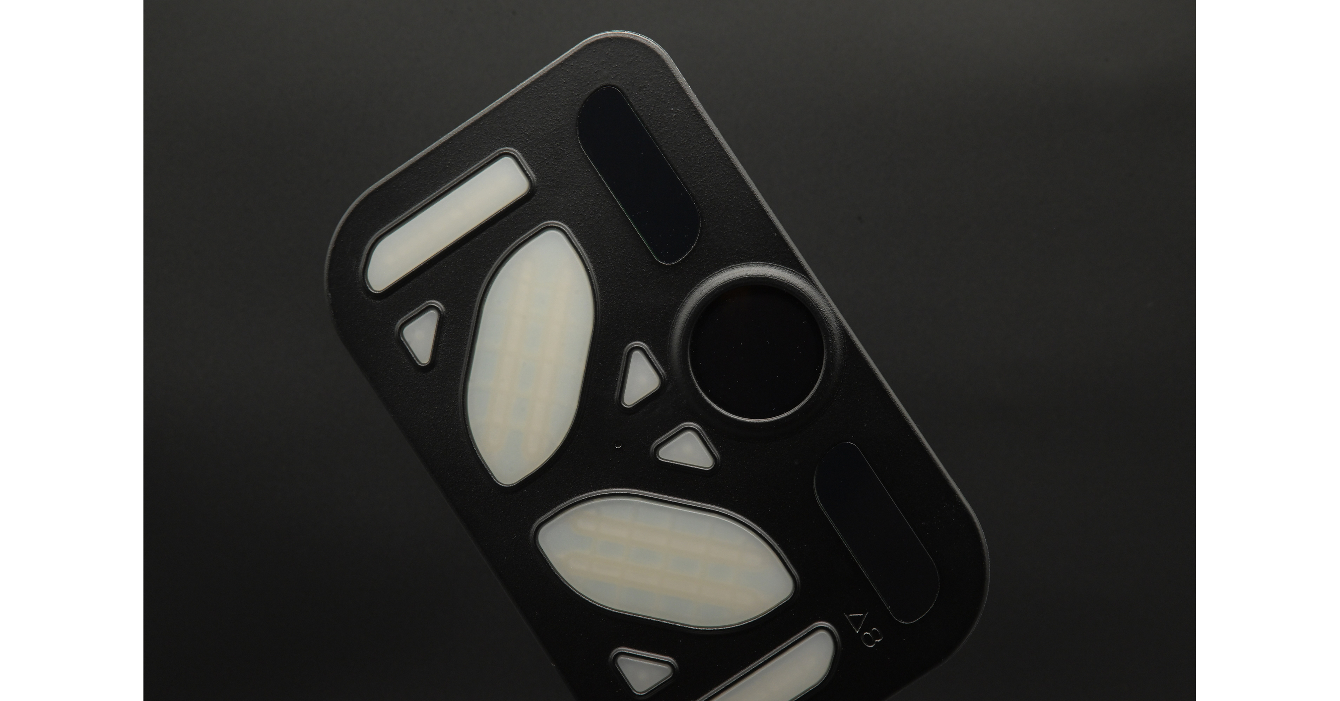 Beeper Δ8 All-in-One Wireless Music Gadget & App Now Available for Pre-Order