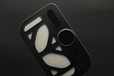 Beeper Δ8 by Material Instinct