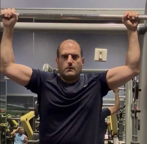 TravelingWiki CEO Jonathan Sutter Has Appeared Across Gyms & Entertainment Venues in Las Vegas & Nationwide with World's Leading Athletes & Female Model Talent