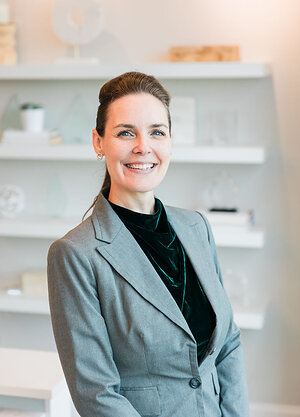 Amelia Aesthetics Raleigh Welcomes Board-Certified Plastic Surgeon Dr. Jennifer Carr to Its Growing Team