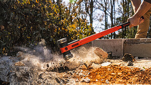 Crescent Launches HEADLOCK™ Sledgehammer, Engineered to Prevent Head Break-Off and Withstand the Toughest Jobsite Conditions