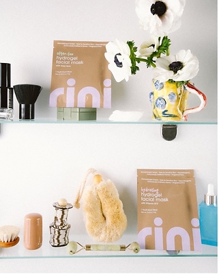rini product display