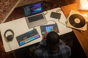 INTRODUCING FENDER MOTION: WITH BUILT-IN SONGWRITING TOOLS AND DEDICATED DAW CONTROL