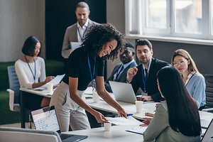 Empresas mexicanas enfrentan el reto de escalar la IA en el desarrollo de software, advierte Novacomp