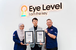 Eye Level Malayisa Raih Pengiktirafan Berganda dalam Malaysia Book of Records