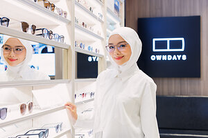 OWNDAYS Malaysia Lancarkan Kempen OWN "your" DAYS Bersama Mira Filzah