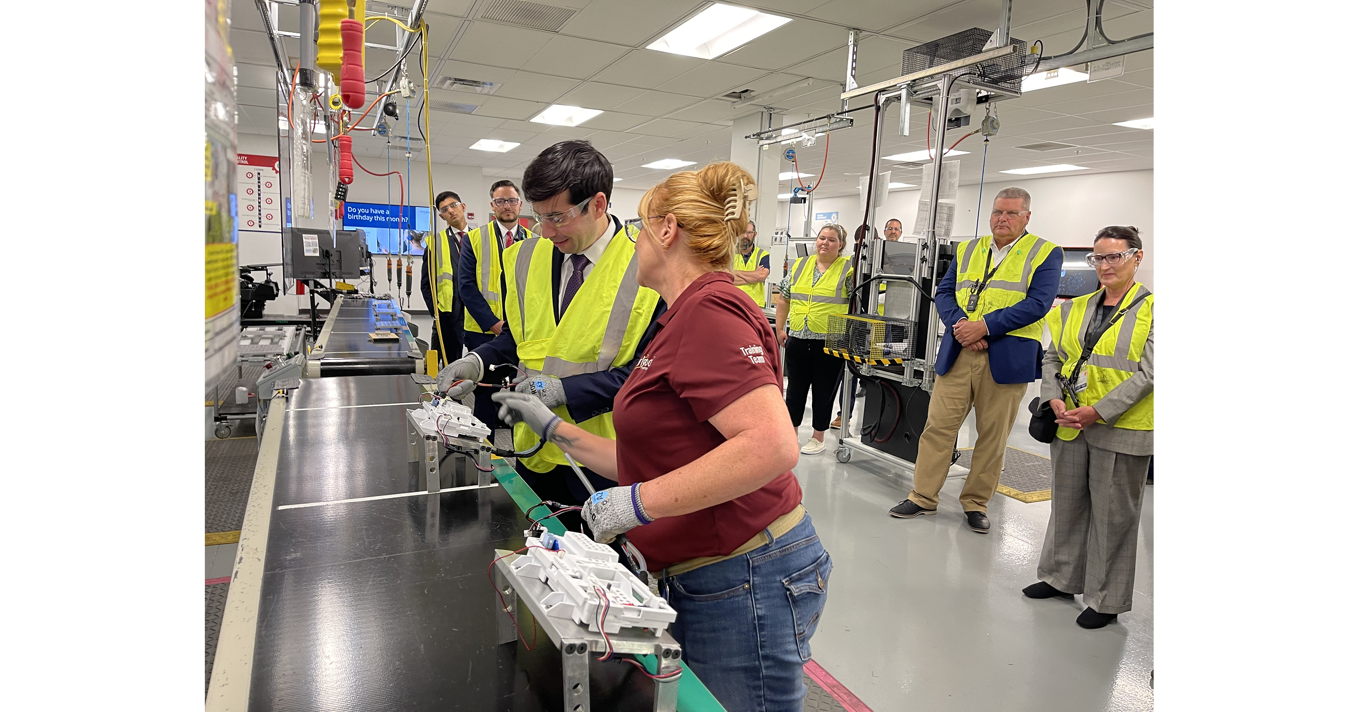 Whirlpool showcases apprenticeship programs during visit from Acting U.S. Labor Secretary Keith Sonderling