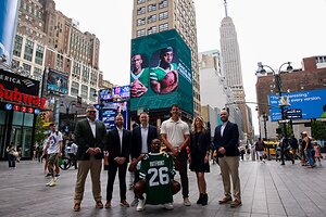 OUTFRONT and New York Jets Announce Exclusive, Multi-Year Partnership to Extend the Fan Experience Beyond MetLife Stadium