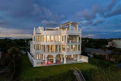 Scenic Sotheby’s International Realty has closed the record-breaking off-market sale of Mont Blanc, the iconic gulf-front estate at 146 Montgomery Street in Seagrove Beach on Scenic Highway 30A, for $24 million. The transaction establishes the highest residential sale ever recorded in Seagrove Beach history and the highest sale of a single-family home outside of a homeowners association anywhere along the Emerald Coast.