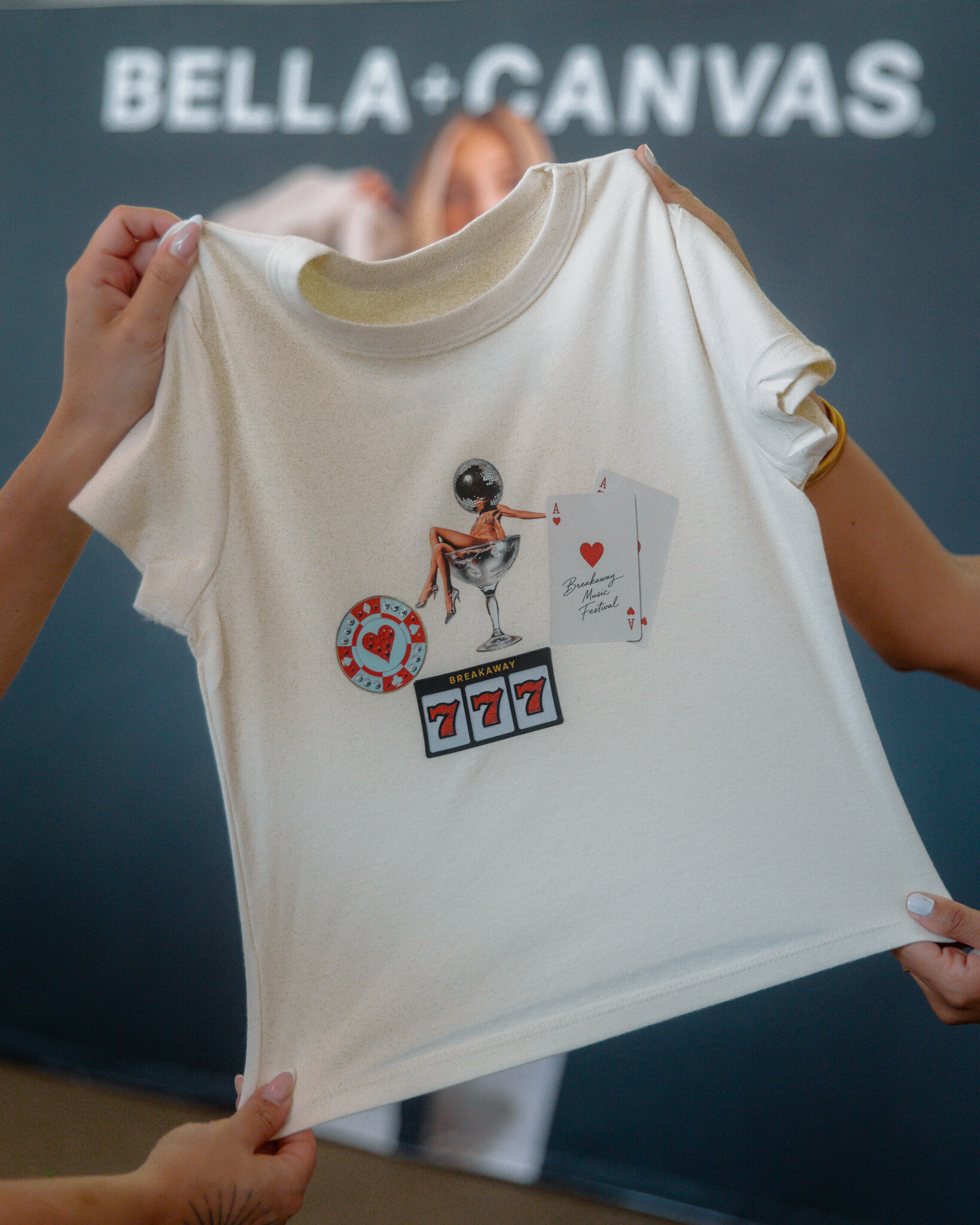 Breakaway Music Festival und BELLA+CANVAS erweitern Partnerschaft für Festival-Merchandise