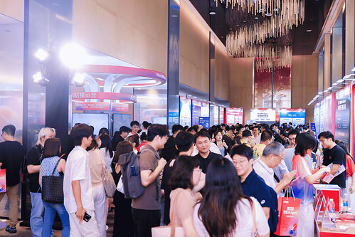 Shoplazza DTC Summit 2026 AI Product Experience Area