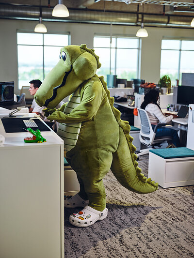 Niles navigates office life alongside Crocs employees in an original micro-series filmed at Crocs headquarters.