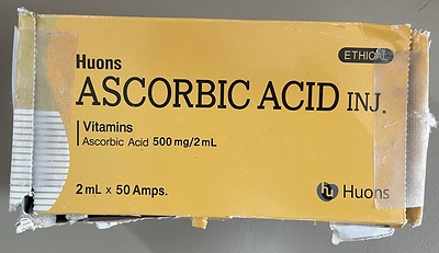 Huons ascorbic acid injection (labelled in English and a foreign language)