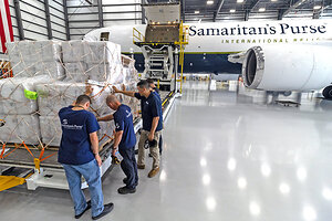 SAMARITAN'S PURSE AIRLIFTS CRITICAL RELIEF SUPPLIES TO COLOMBIA FOR EARTHQUAKE SURVIVORS