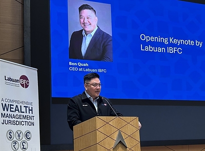 Ben Quah, CEO of Labuan IBFC Inc. presenting his opening keynote at the event