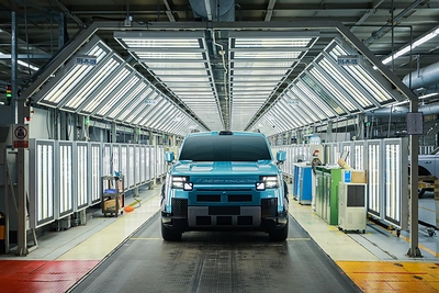 FREELANDER Reaches a New Milestone as FREELANDER 8 Enters Mass Production for China