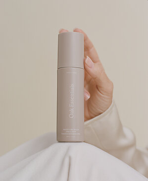 Oak Essentials launches Moisture Rich Emulsion, A Weightless Answer to All-Day Hydration.