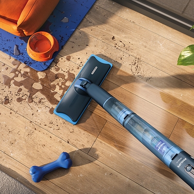 From muddy paws, sticky spills, and more, the Philips OneUp is here to save the day and make clean-up a breeze!