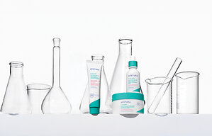 LA COLLECTION A-CICA³⁶⁵ D'AESTURA EST DISPONIBLE EN EXCLUSIVITÉ CHEZ SEPHORA. PRODUITS TESTÉS SOUS CONTRÔLE DERMATOLOGIQUE, POUR APAISER LES ROUGEURS DES PEAUX SENSIBLES