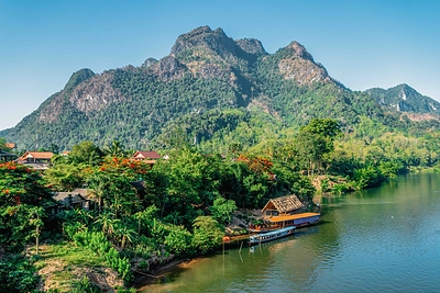 Laos, Geographic Expeditions