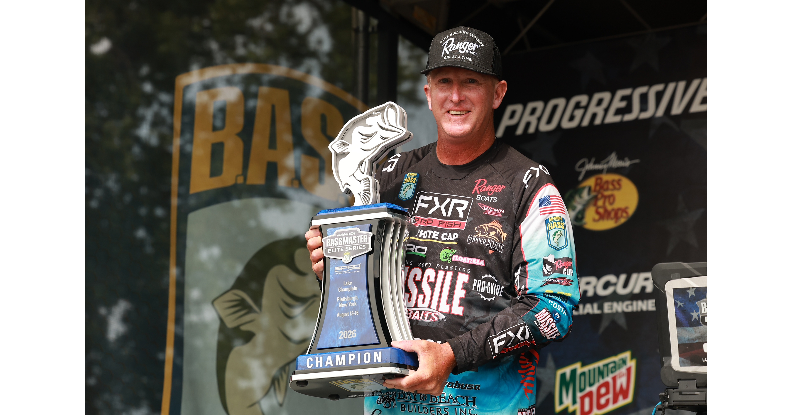Fishing history delivers Schmitt's third Bassmaster Elite title at Lake Champlain