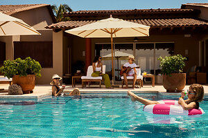 Four Seasons Resort Punta Mita Unveils "Tides of Light" for 2026 Festive Season