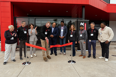GRAINGER OPENS NORTHWEST DISTRIBUTION CENTER IN GRESHAM, OREGON