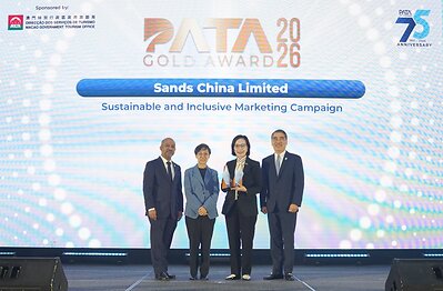 金沙中國有限公司於2026年亞太旅遊協會金獎（PATA Gold Awards）中再創佳績，一舉囊括兩項金獎殊榮：分別憑《金沙中國呈獻：快樂之泉多巴胺》藝術畫冊繼去年再次榮獲「最佳市場推廣項目──刊物（業界）」金獎，以及憑「金沙物美嘉年華」榮獲「可持續與共融推廣項目」金獎。