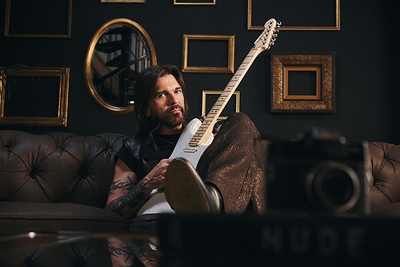 JUANES x BEARD CLUB