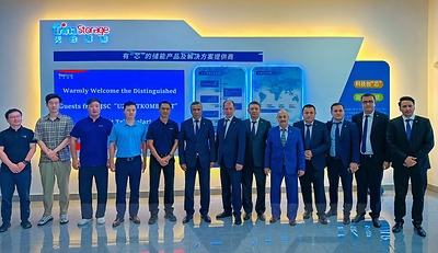 Trina Storage and Uzmetkombinat representatives during the delegation visit to Trinasolar’s manufacturing base in Chuzhou, China
