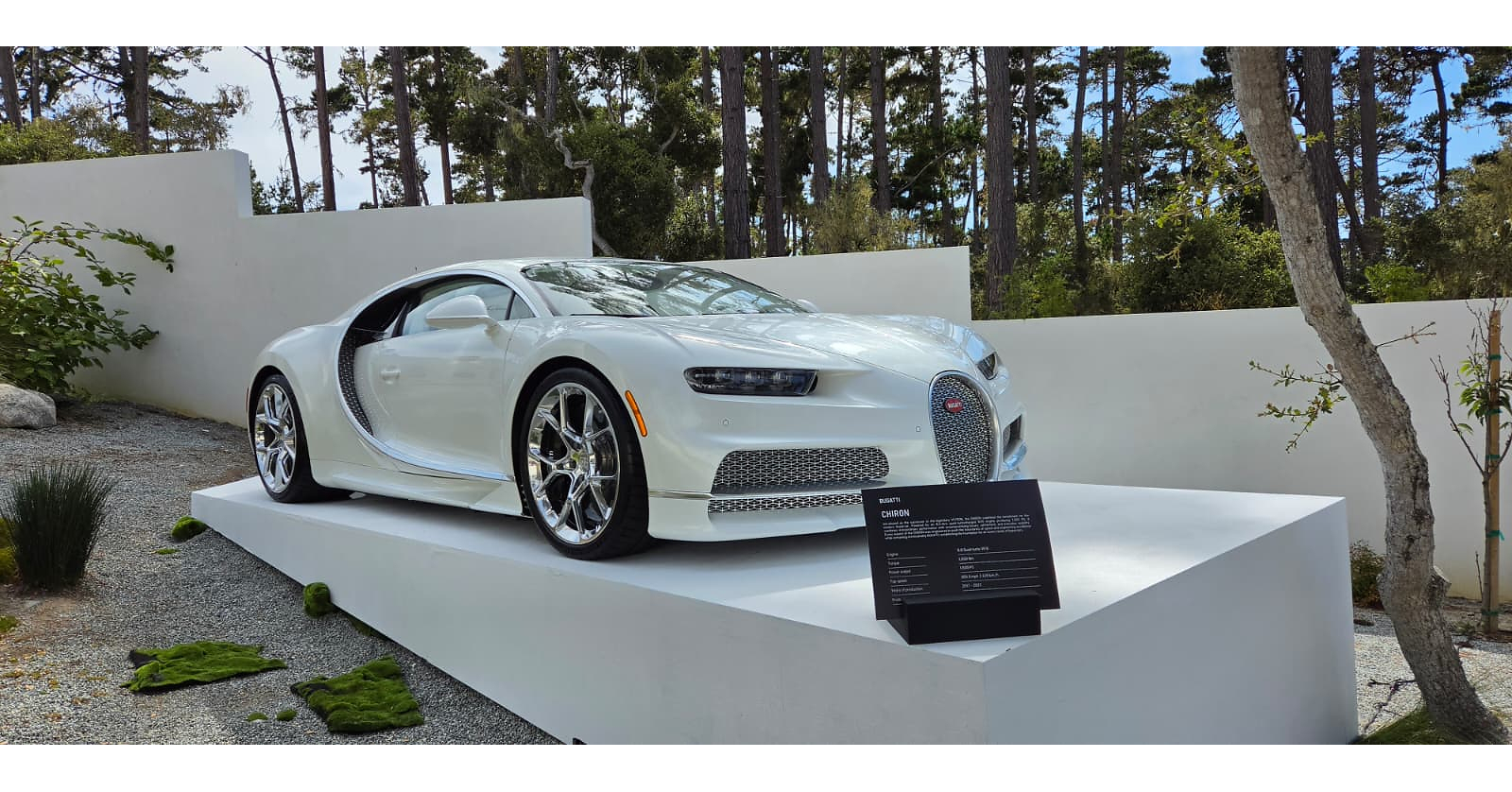 Bugatti Showcases Steve Dimopoulos' One-of-One Chiron at Pebble Beach Automotive Week