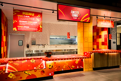 CHEEZ-IT® PARTNERS WITH CHAIN TO DEBUT THE CHEEZ-IT COURT, A LIMITED-TIME TAKEOVER FEATURING BOLD, CHEESY TWISTS ON FOOD COURT STAPLES INFUSED WITH Y2K NOSTALGIA