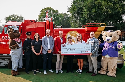 CPKC presents a cheque for $4.4 million to the Stollery Children's Hospital Foundation