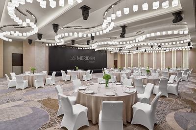 New Ballroom equipped with a 12m LED screen and standard AV setup, featuring 28 beam lights, 28 LED PAR lights, and a full sound system to accommodate any event needs New Ballroom equipped with a 12m LED screen and standard AV setup, featuring 28 beam lights, 28 LED PAR lights, and a full sound system to accommodate any event needs