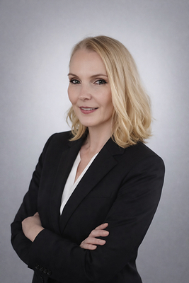 Liz Crisafi Headshot