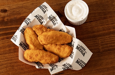 As Americans look to add protein to their diets, the nation’s appetite for chicken is reaching new heights. Among the most popular ways to enjoy chicken are crispy tenders, a category that has grown to $1.8 billion in annual retail sales. To meet the nation’s insatiable appetite for this beloved food, Banquet, a brand of Conagra Brands, Inc., has debuted Banquet MEGA Crispy Chicken Tenders, available in Original and Spicy varieties.