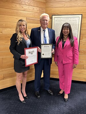ROBERT H. GREGG II, DDS, HONORED BY CITY OF CERRITOS FOR BUSINESS LEADERSHIP AND COMMUNITY IMPACT