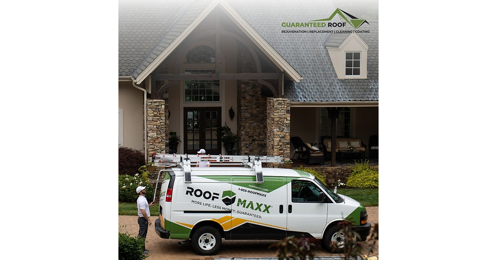 Guaranteed Roof Sponsors Chateau Elan Pickleball Pool Party