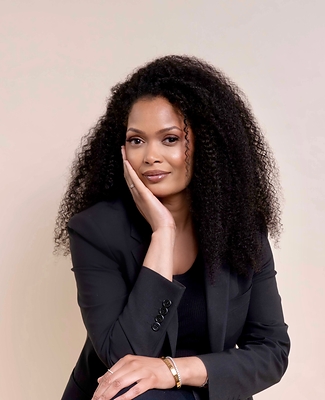 DeeDee Wright-Ward is a Black American Entrepreneur, Brand Development expert, Strategist, Creative and Multidisciplinary Designer. Born and raised in Southern California, DeeDee is also the CEO of LA-based Purpose Toys (the world’s first and only Black American-Owned culture-focused toy company) and creator of NATURALISTAS®