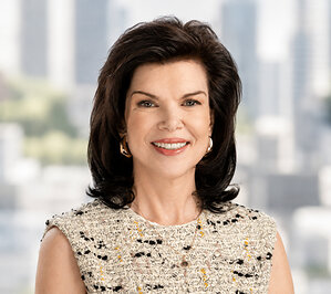 Veteran First-Chair Trial Lawyer  Mary-Olga "Mo" Lovett Joins McKool Smith