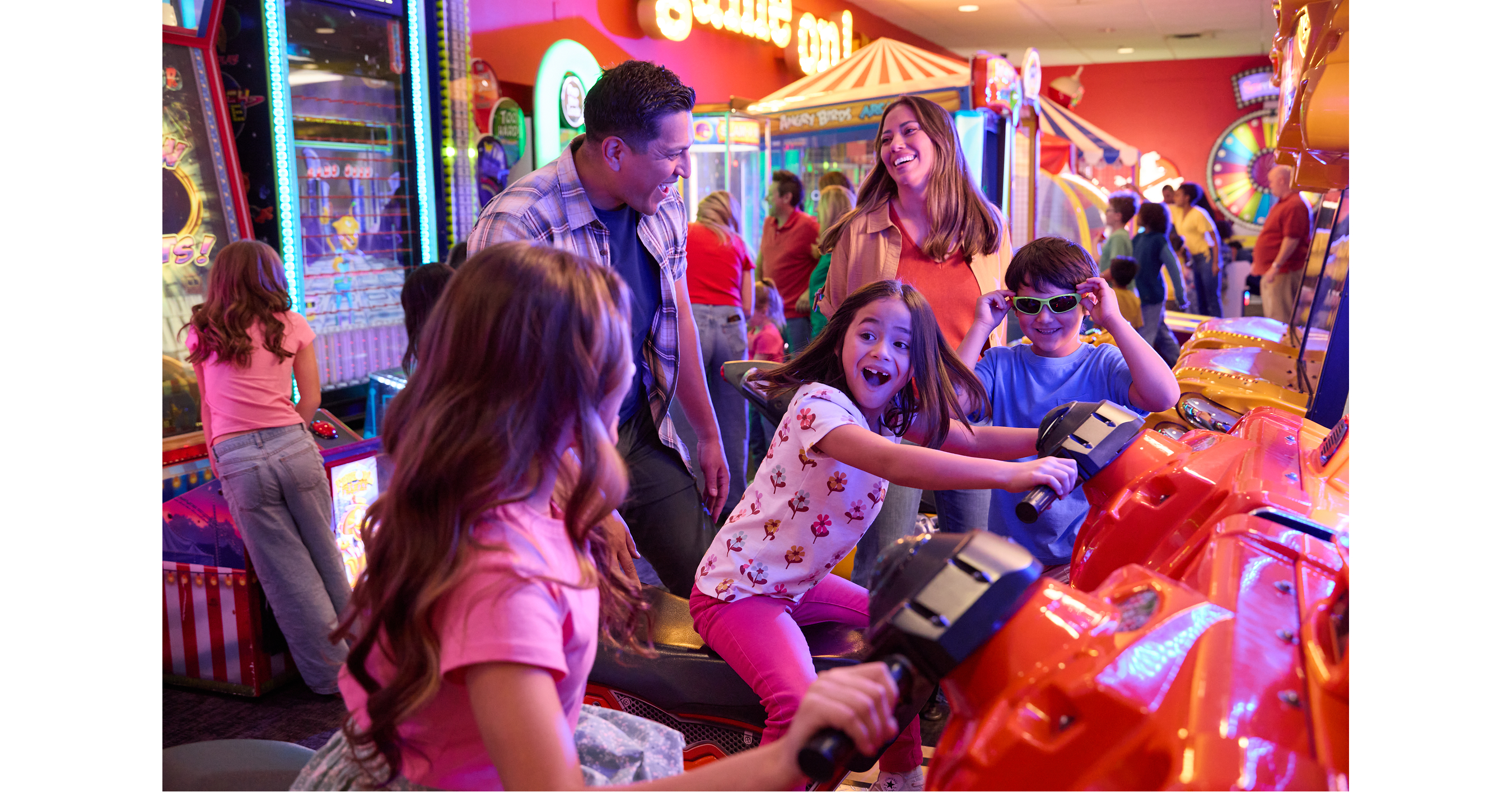 PETER PIPER PIZZA UNVEILS $1 MILLION INVESTMENT IN NEW GAMES, LIMITED-TIME BITES FOR THE ULTIMATE FAMILY NIGHT OUT