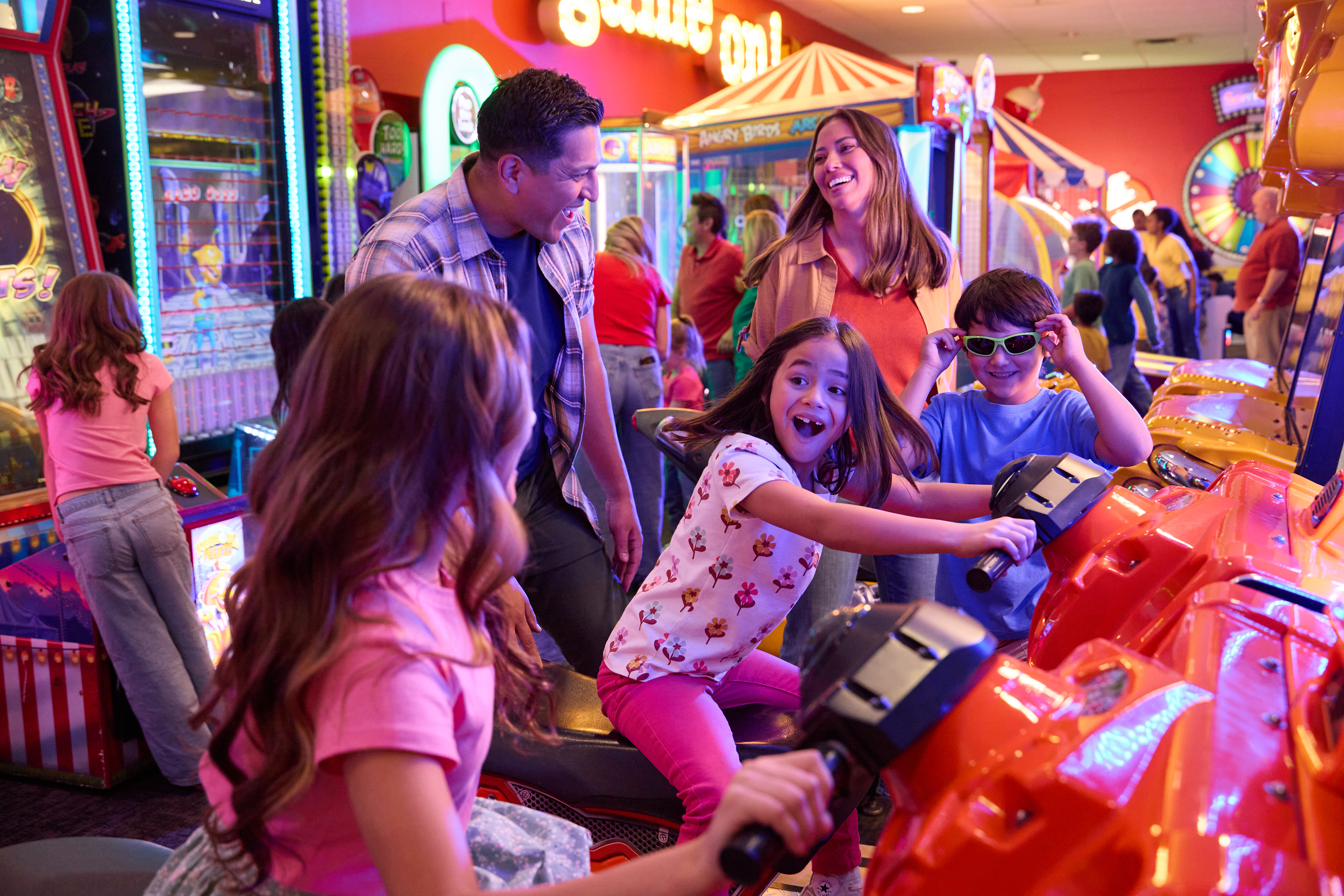 PETER PIPER PIZZA UNVEILS $1 MILLION INVESTMENT IN NEW GAMES, LIMITED-TIME BITES FOR THE ULTIMATE FAMILY NIGHT OUT