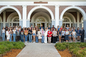 FLORIDA SOUTHERN COLLEGE EXPANDS HONORS PROGRAM INTO FULL HONORS COLLEGE