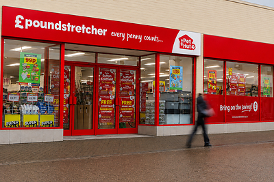 Poundstretcher store front 