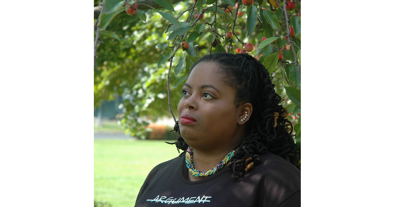 Emotional Healing Through Poetry Featured in HelloNation With Insights From Poetry Expert Alicea Davis